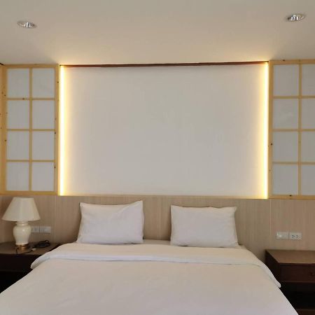 Baanbusarin Hotel Hua Hin Esterno foto