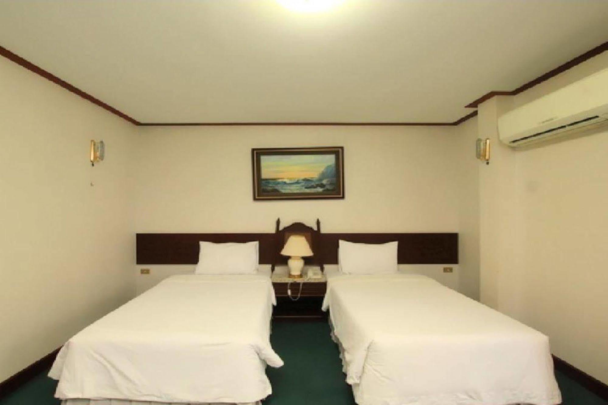 Baanbusarin Hotel Hua Hin Esterno foto